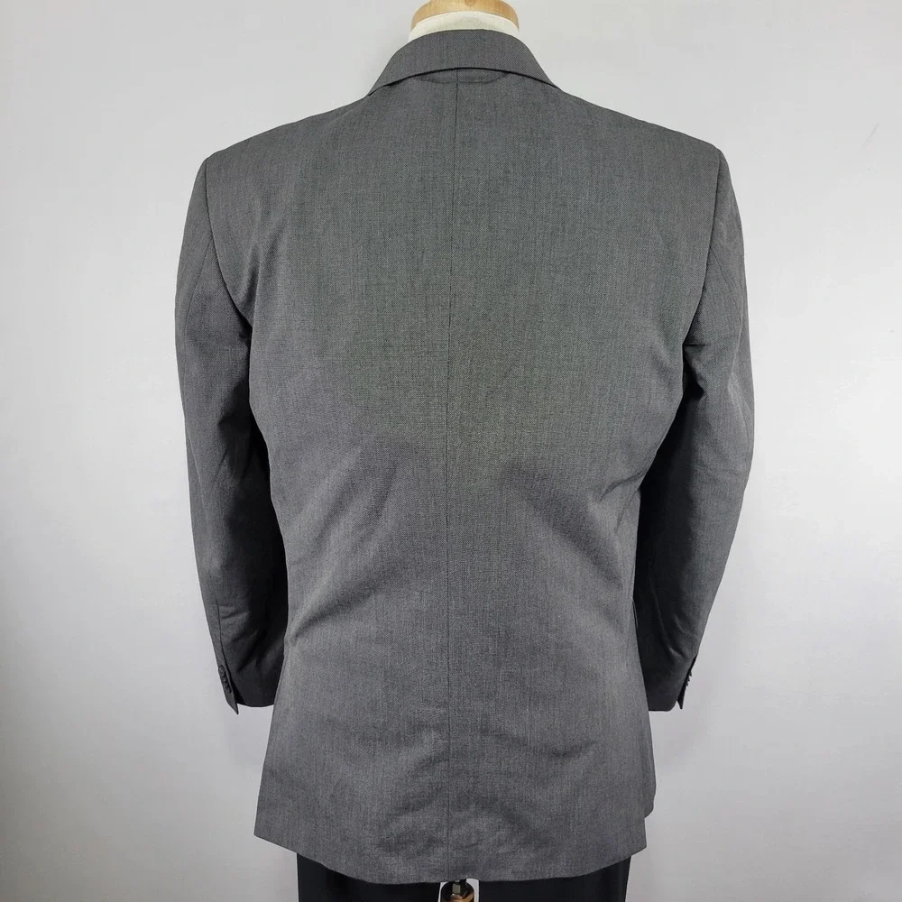 Kenneth Cole Reaction Men's‎ Sport Coat Blazer Two Button Gray Size about 42R